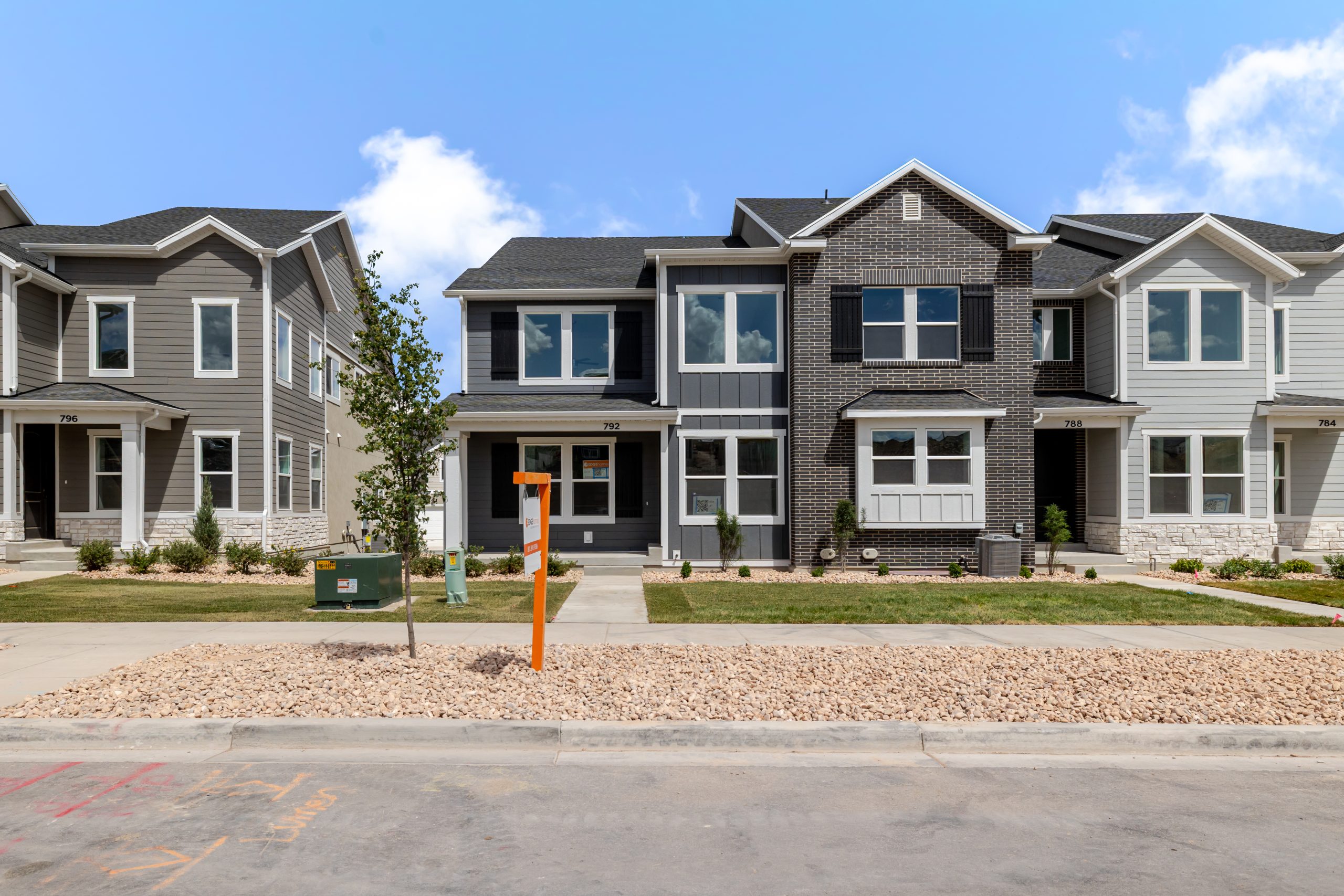 792 N Banner Dr, Saratoga Springs, UT 84045