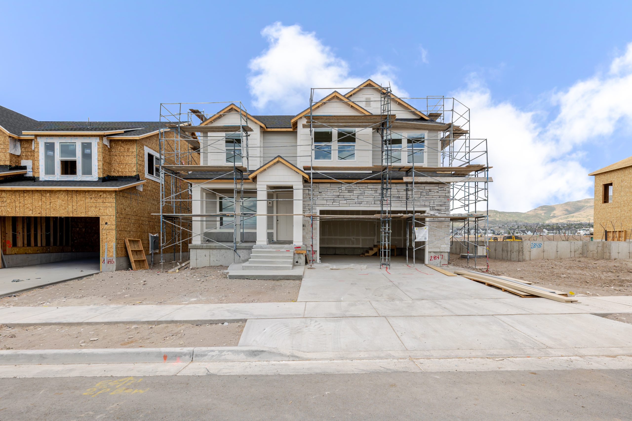 4343 W Denlinger Dr, Riverton, UT 84096