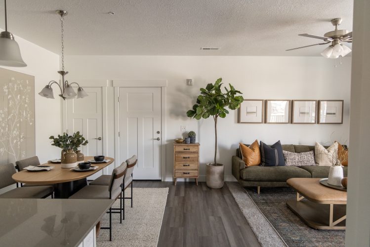 Mountain-Ridge-Condo-17