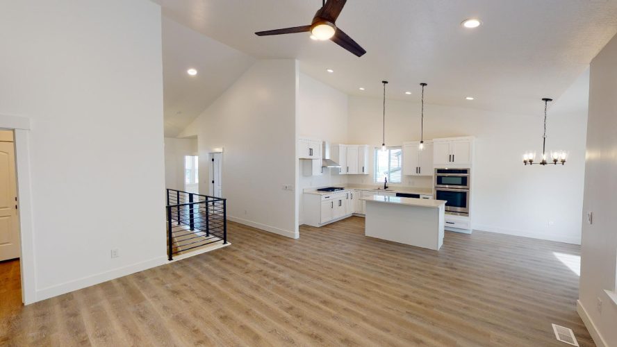 Mountain-Ridge-Ethan-Edge-Homes-05122022_135716