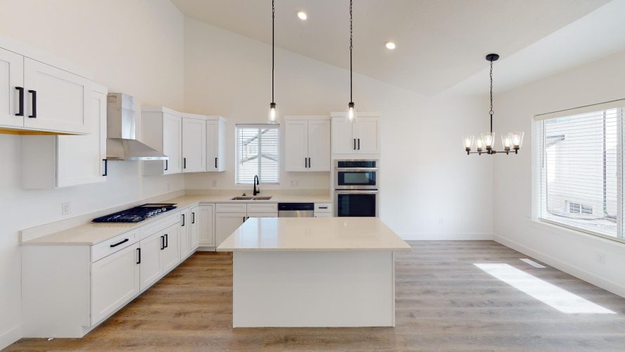 Mountain-Ridge-Ethan-Edge-Homes-Kitchen