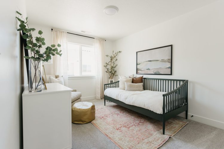 EdgeHomes: Willow Point Models