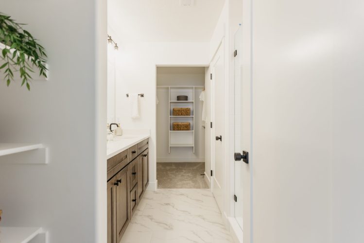 EdgeHomes: Willow Point Models
