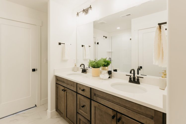 EdgeHomes: Willow Point Models